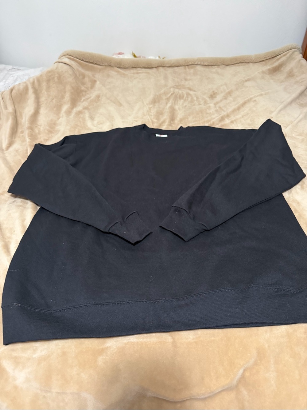 NWOT Hanes EcoSmart Classic Black Crewneck Fleece Sweatshirt Men’s Large